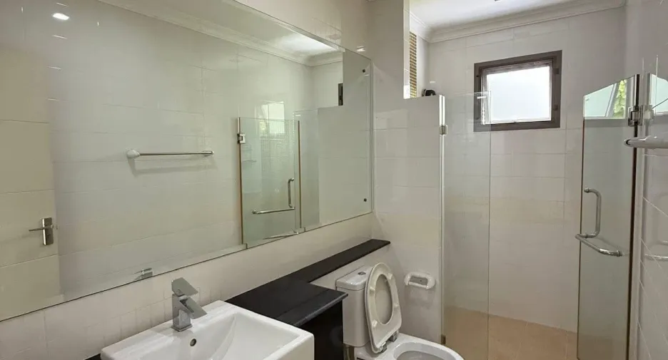 For rent 3 bedrooms house in Prawet, Bangkok