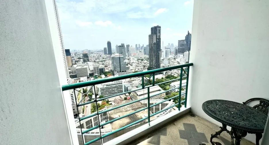 Wohnung zur Miete mit 2 Zimmer in Sathon, Bangkok