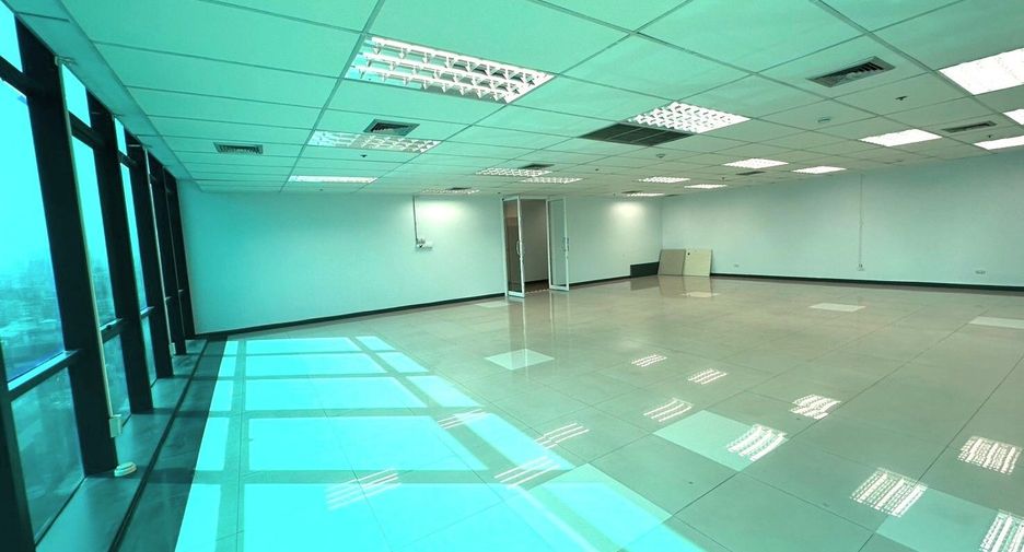For rent office in Huai Khwang, Bangkok