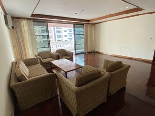 Apartment zur Miete mit 3 Zimmer in Watthana, Bangkok