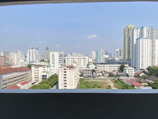Apartment zur Miete mit 3 Zimmer in Watthana, Bangkok