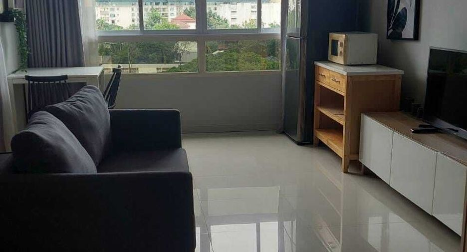 For rent studio condo in Sathon, Bangkok