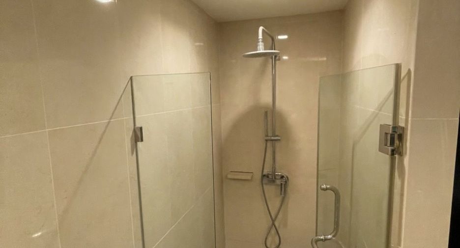 For rent 2 ベッドルーム condo in Watthana, Bangkok