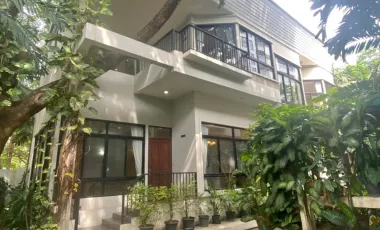 Villa en alquiler de 4 habitaciones en Khlong Toei, Bangkok