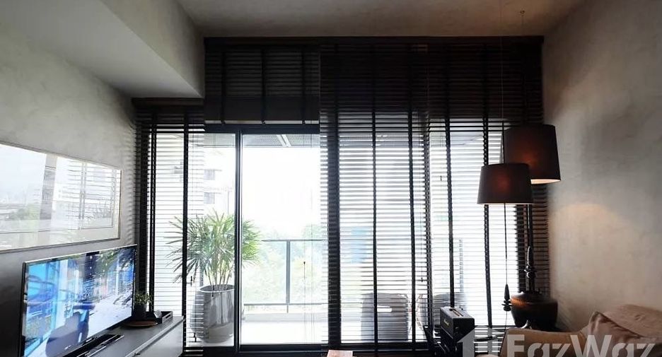 For rent 2 bedrooms condo in Watthana, Bangkok