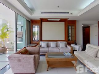 À louer 3 chambres condo à Sathon, Bangkok