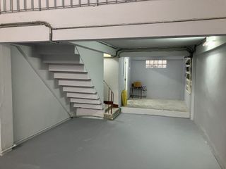 Аренда 3 спальни таунхаус в Чатучак, Бангкок