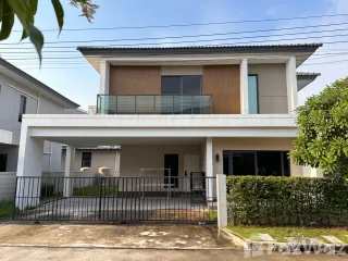 For rent 4 bedrooms house in Bang Khun Thian, Bangkok