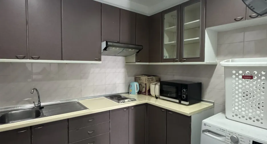 For rent 2 bedrooms condo in Watthana, Bangkok