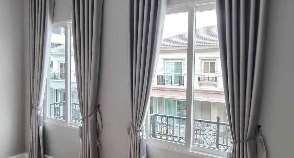 Haus zur Miete mit 4 Zimmer in Nong Khaem, Bangkok