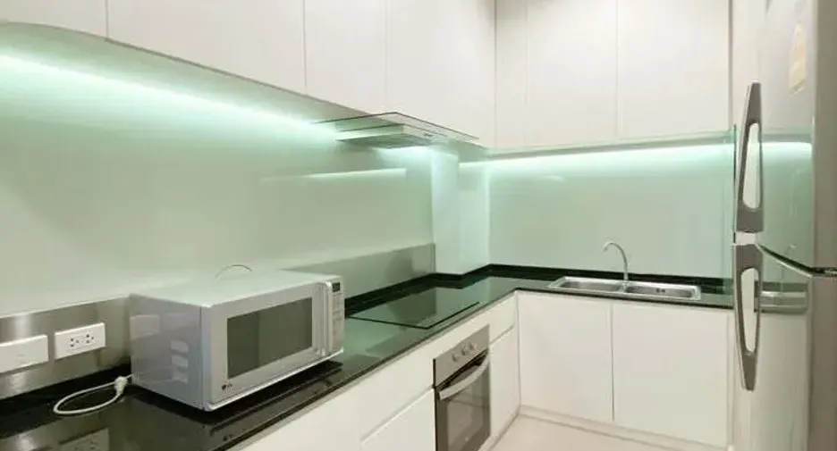 For rent 2 ベッドルーム condo in Pathum Wan, Bangkok