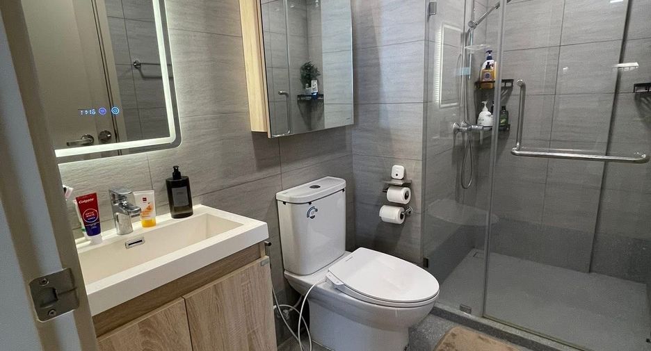 For rent 1 bed condo in Bang Rak, Bangkok