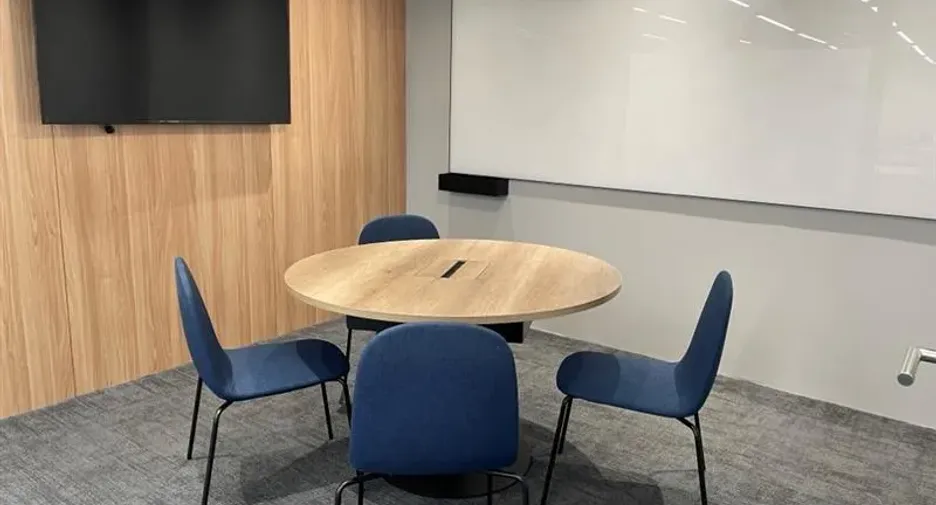 For rent office in Pathum Wan, Bangkok