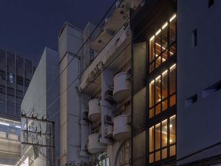 For rent 18 ベッドルーム retail Space in Bang Rak, Bangkok