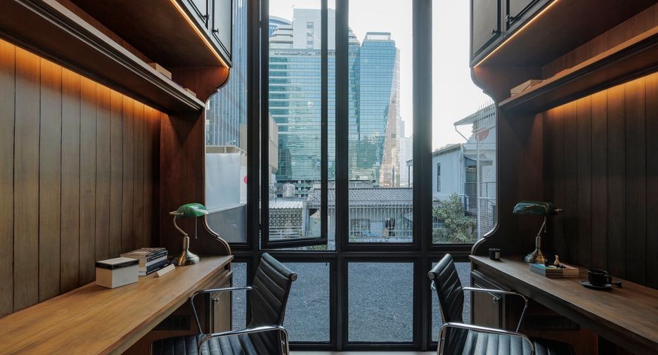 For rent 18 bedrooms retail Space in Bang Rak, Bangkok