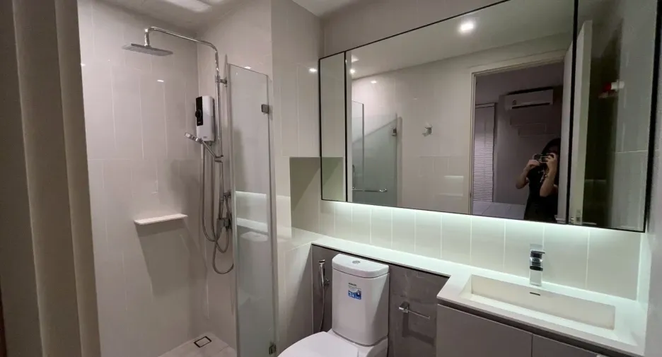 For rent 2 ベッドルーム condo in Phaya Thai, Bangkok