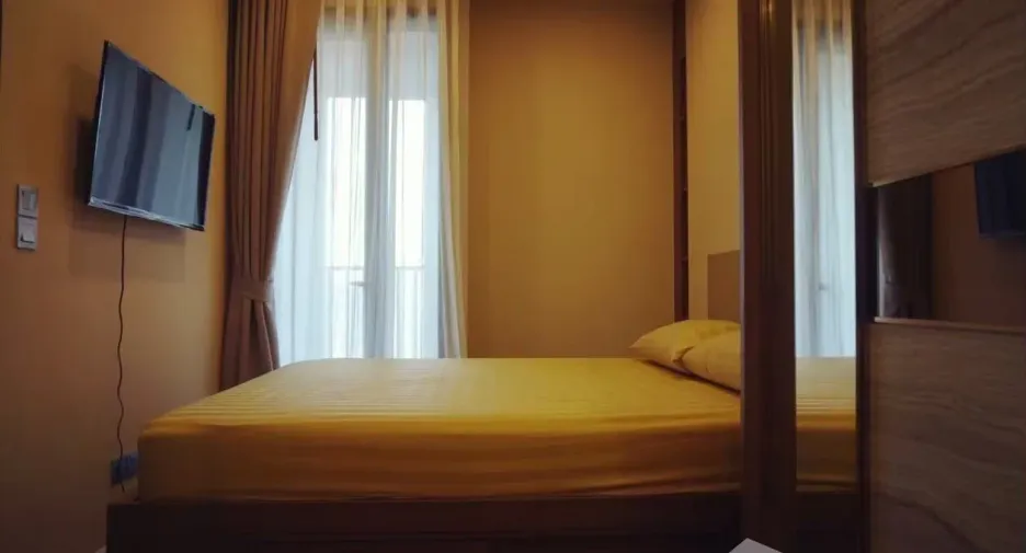 For rent 1 bed condo in Khlong Toei, Bangkok