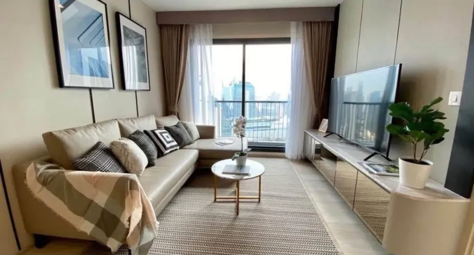 Condo en alquiler de 2 habitaciones en Pathum Wan, Bangkok