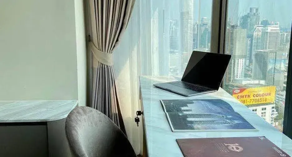 Condo en alquiler de 2 habitaciones en Pathum Wan, Bangkok