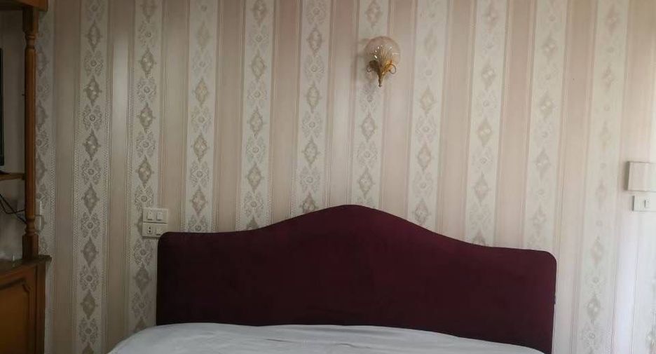 For rent 1 bed condo in Bang Rak, Bangkok