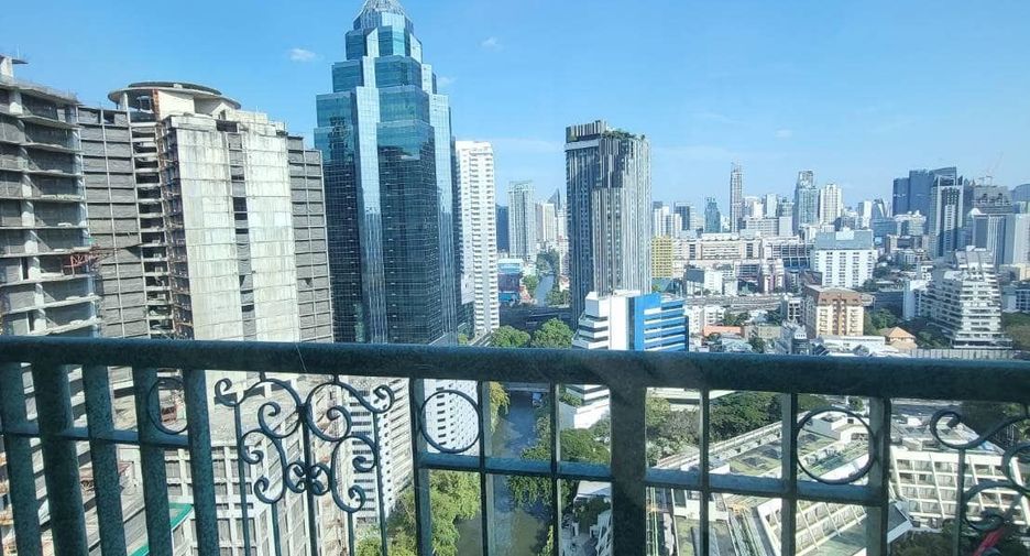 For rent 1 bed condo in Pathum Wan, Bangkok