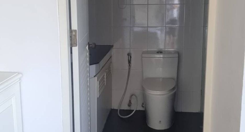 For rent 2 bedrooms apartment in Watthana, Bangkok