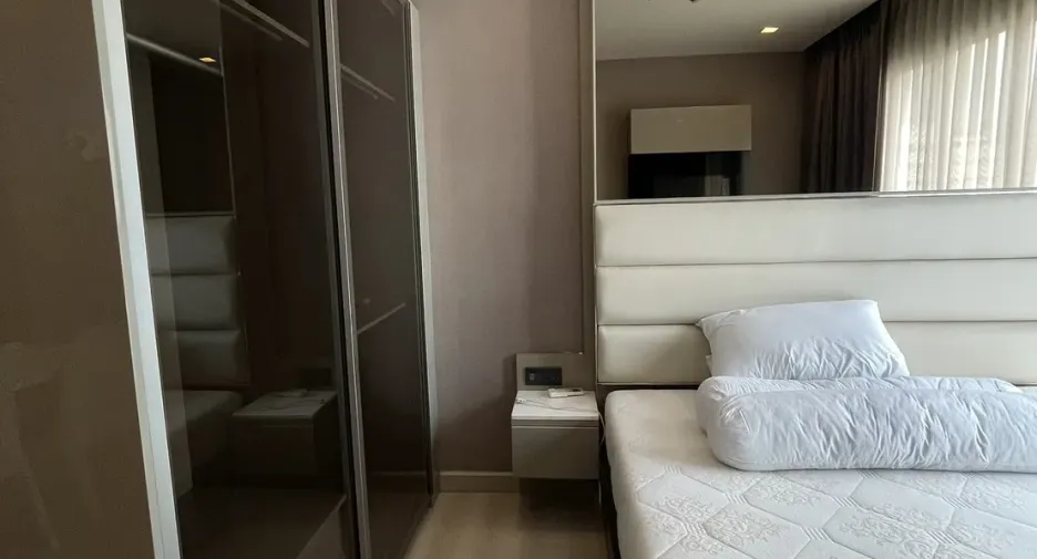 For rent 2 bedrooms condo in Phaya Thai, Bangkok