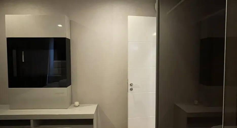 For rent 2 bedrooms condo in Phaya Thai, Bangkok