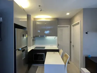 For rent 2 bedrooms condo in Phaya Thai, Bangkok