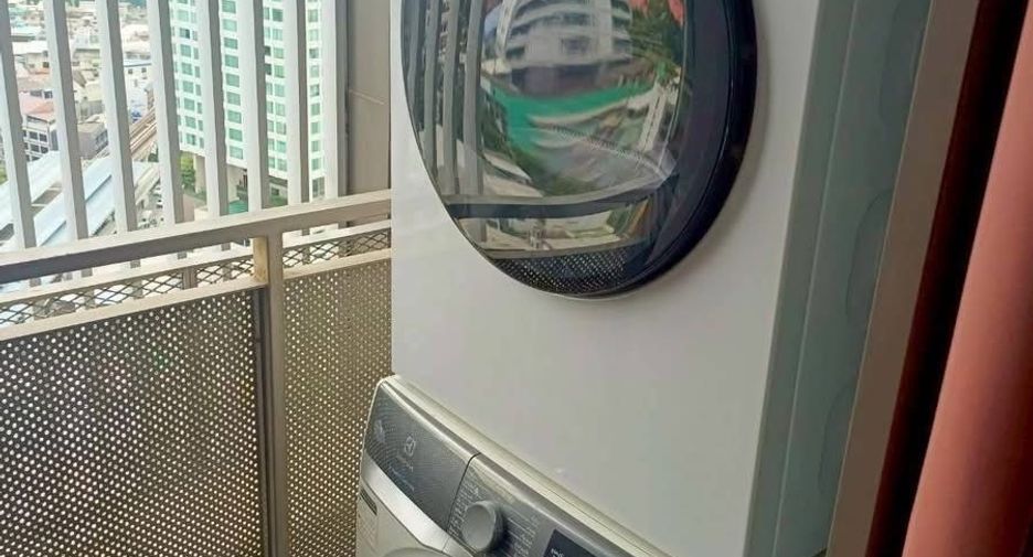 For rent 1 bed condo in Khlong Toei, Bangkok