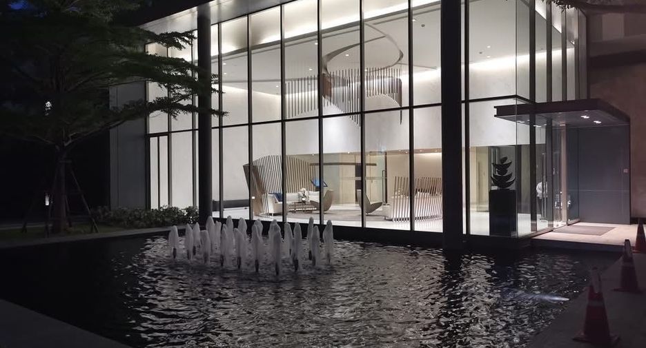 For rent 1 bed condo in Khlong Toei, Bangkok