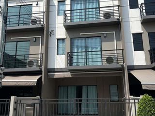 For rent 3 bedrooms house in Prawet, Bangkok