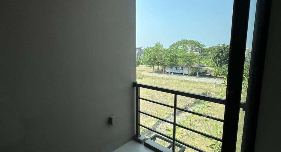 For rent 3 bedrooms house in Prawet, Bangkok