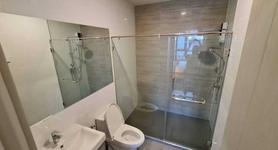 For rent 2 bedrooms condo in Chatuchak, Bangkok