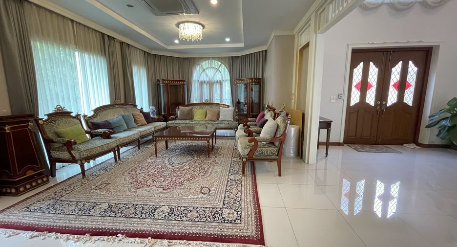 For rent 5 ベッドルーム house in Mueang Samut Prakan, Samut Prakan