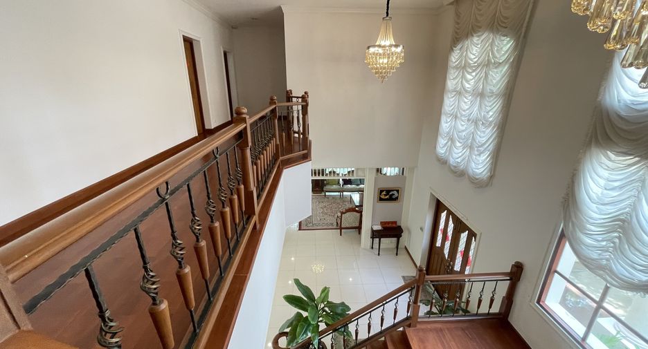 For rent 5 ベッドルーム house in Mueang Samut Prakan, Samut Prakan