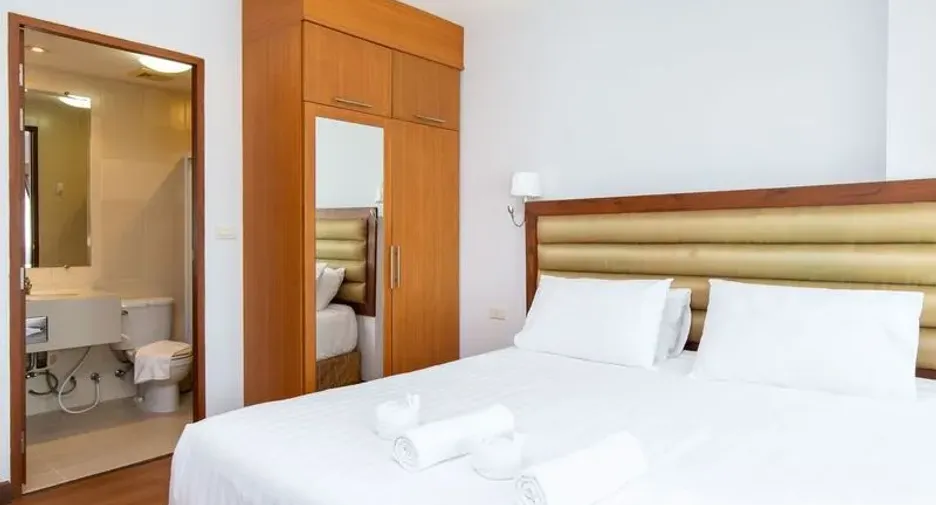 For rent 5 bedrooms condo in Bang Na, Bangkok
