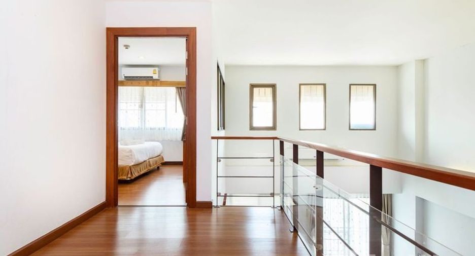 For rent 5 bedrooms condo in Bang Na, Bangkok