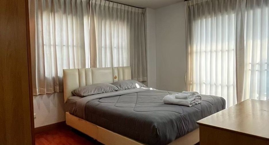 For rent 2 bedrooms condo in Suan Luang, Bangkok