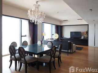 À louer 3 chambres condo à Sathon, Bangkok