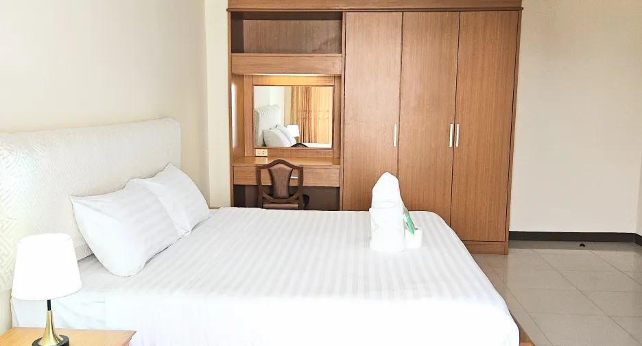 For rent 2 bedrooms apartment in Suan Luang, Bangkok