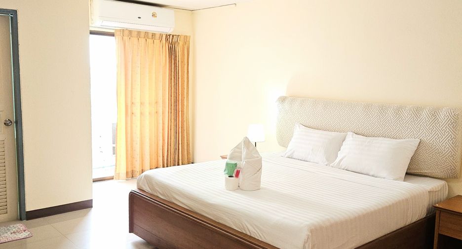 For rent 2 bedrooms apartment in Suan Luang, Bangkok