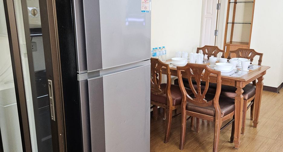 For rent 2 bedrooms apartment in Suan Luang, Bangkok