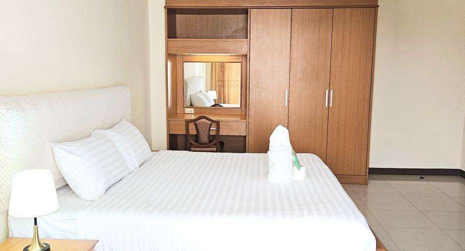 For rent 2 bedrooms apartment in Suan Luang, Bangkok