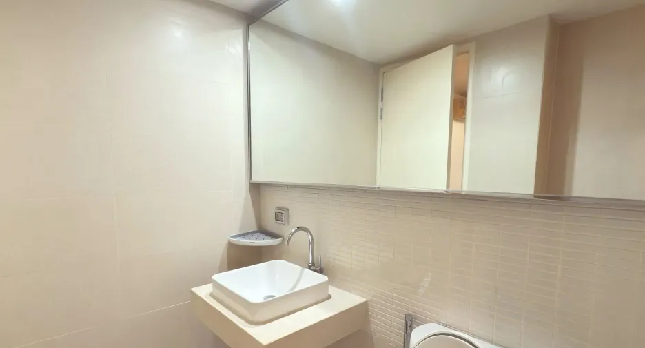 For rent 1 Beds condo in Sathon, Bangkok