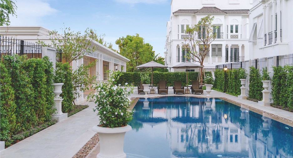 For rent 3 ベッドルーム house in Phra Khanong, Bangkok