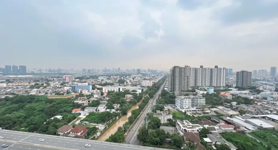For rent 2 bedrooms condo in Bang Sue, Bangkok