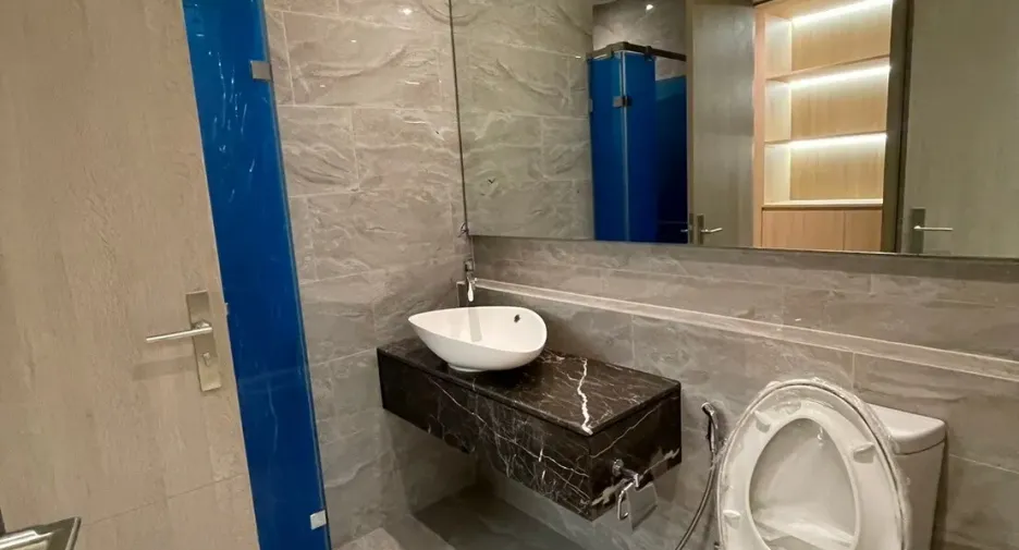 For rent 1 bed condo in Huai Khwang, Bangkok