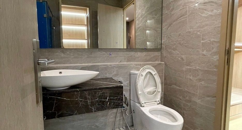 For rent 1 bed condo in Huai Khwang, Bangkok