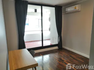Apartment zur Miete mit 3 Zimmer in Watthana, Bangkok